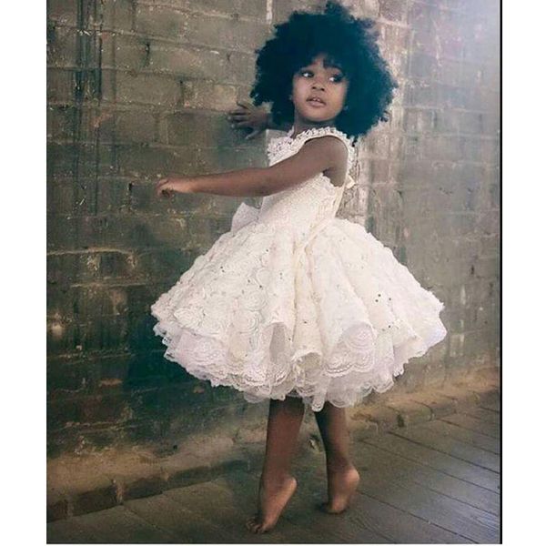 

2020 cute princess cupcake flower girl dresses lace beaded bow hand made flowers layers ball gown first holy communion dress birthday party, White;red