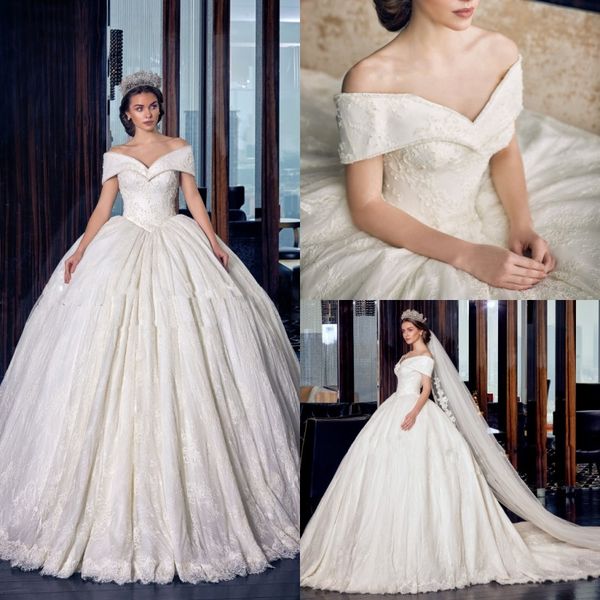 

леганнй 2019 кѬђжева балное плае вадебне пла  плеа аппликаи vestidos в White