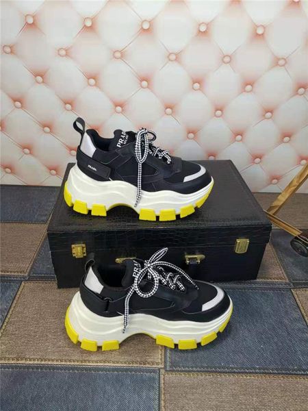 

fashionable wild women's shoes luxury ladies shoes brand women's boots non-slip comfortable driving ladies casual platform shoes a, Black