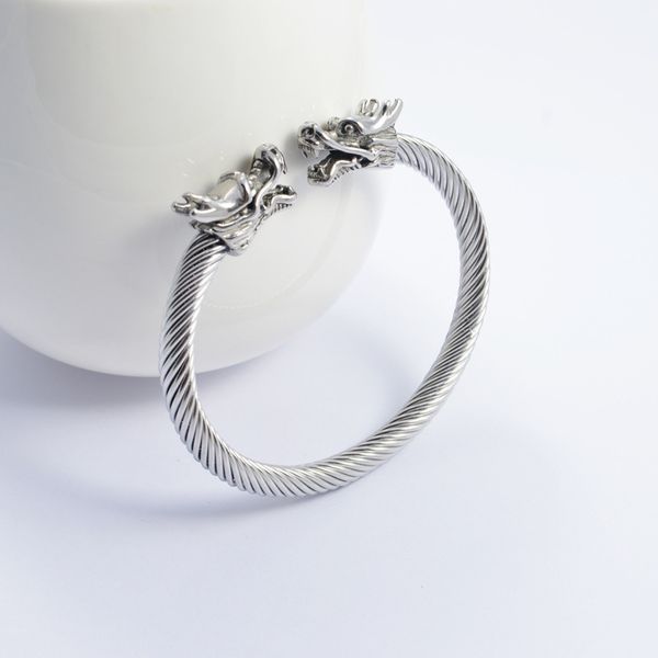 

2019 new fashion brand charm women open bracelet bibcock bracelet stainless steel gold and silver color couple love bracelet wholesale, Golden;silver