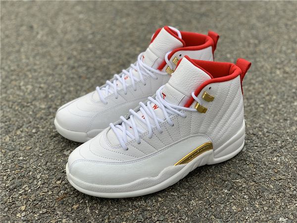 

самое лучшее качество 12 white university red metallic gold mens basketball обувь xii фиба моды кроссовки корабль с коробкой, White;red