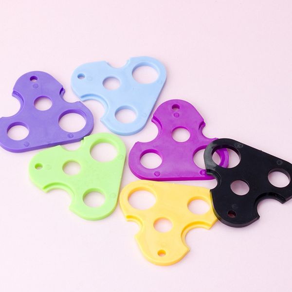 

300pcs/lot essential oils bottle opener key tool remover for roller balls and caps on most bottles opener