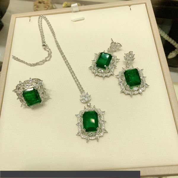 

lady designer ожерелье темперамент универсальный дизайн партии ожерелье ожерелье emerald серьги кулон, Silver