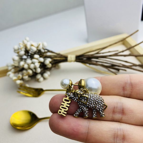 

elephant design ear new product earrings vintage diamond earrings for woman brass jewelry supply, Golden