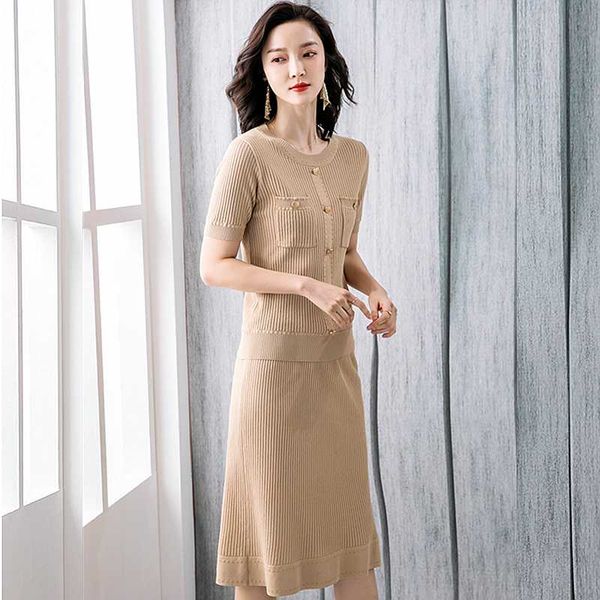 

suits women two pieces set elastic knitted fabric elegant design style o neck pocket short skirts solid 2 colors new fashion, White