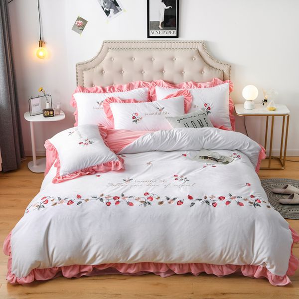 

white pink strawberry flowers embroidery winter velvet fleece flannel bedding set duvet cover bed linen fitted sheet pillowcases