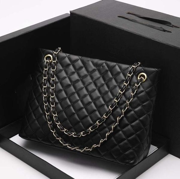 

design small fragrant bag women's new leather lingge square bag one shoulder messenger fashion c letter women's bag