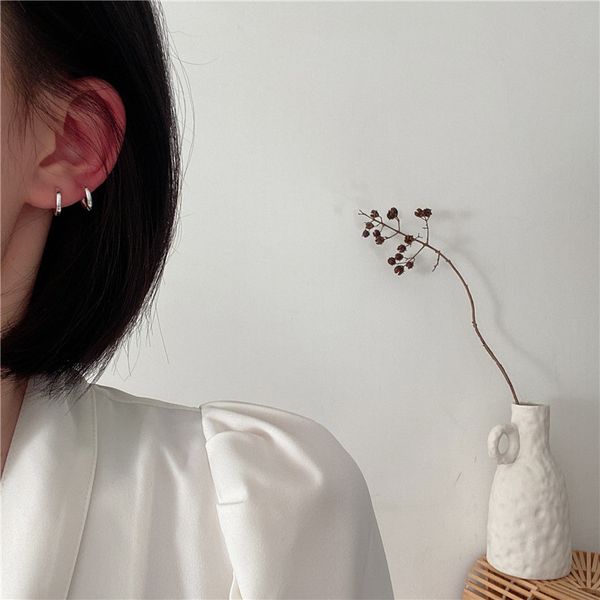 

minimalist silver/gold hollow circle small earcuff with piercing women men earcuff earrings kpop jewelry