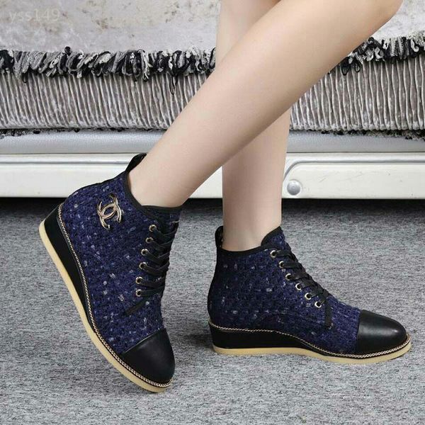 

european station 2020 autumn and winter new leather high-retro personality color matching flat martin boots women leather lace-up boots, Black