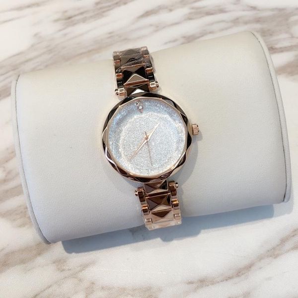 

2019 нова модел женин Ѭоконе а мода леди плае а алмаз веѬкаий dail  Slivery;brown