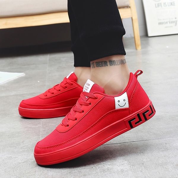 

2019 women vulcanized shoes black red sneakers ladies lace-up casual breathable walking canvas shoes graffiti flat b1231 mx190723
