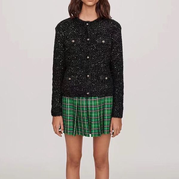 

2019 new winter small fragrant round neck metal button bright line women's sweater coat, White