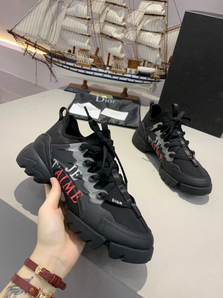 

luxury designer2020 men and women new luxury fashion classic comfortable flat outdoor jogging casual sneakers hk