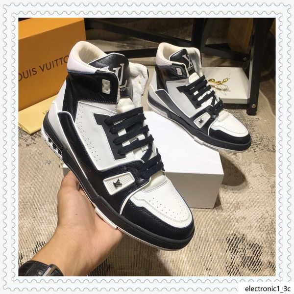 

2019i новые люди ого случайные кроссовки, высокие верхние мужчины на открытом воздухе туристических кроссовок, быстрая доставка с оригинальн