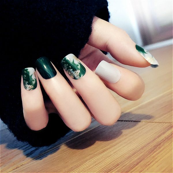 

dark green stone pattern fake nail with glue square nails set full coverage short, Red;gold