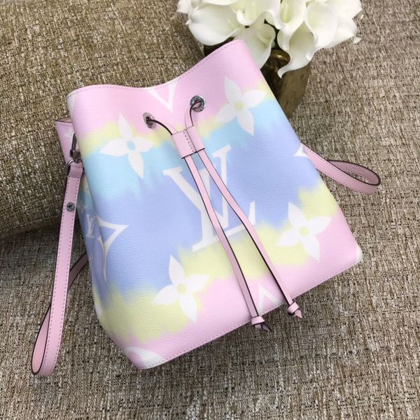 

new women's one-shoulder bag 7a high-end custom quality diagonal cross bag fashion trend leisure style silver metal accessories with de