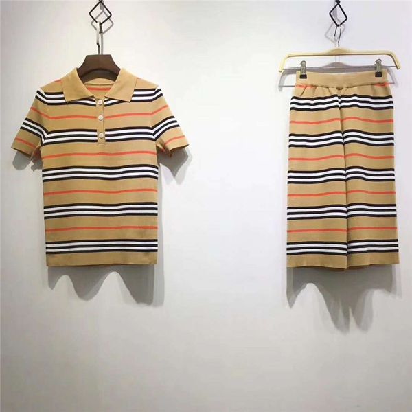 

designer women's knits tees and shorts luxury two piece sets t-shirt + elastic knitted shorts brand two-piece suit size s-l, White