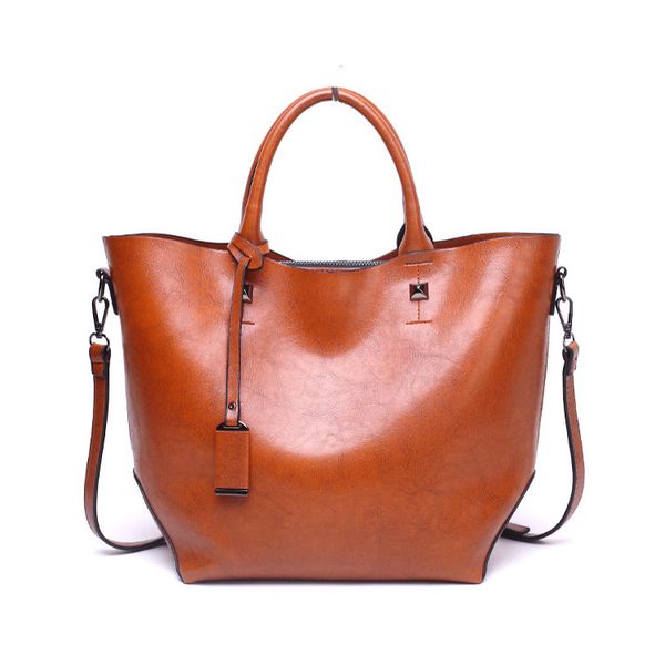 

2019 new type bucket large capacity oilskin women's bag european and american trend single shoulder portable fashion women's bag