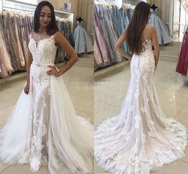 

2019 beach wedding dresses with detachable train lace applique sheer scoop neck illusion back covered buttons wedding bridal gown, White