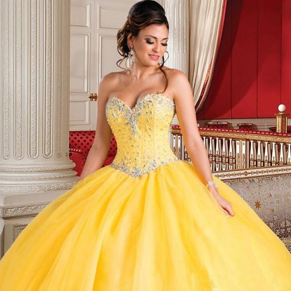 Linda princesa Amarelo Quinceanera Dresses frisados ​​de cristal 2019 vestidos New Doce 16 Traje de 15 anos baratos Debutante