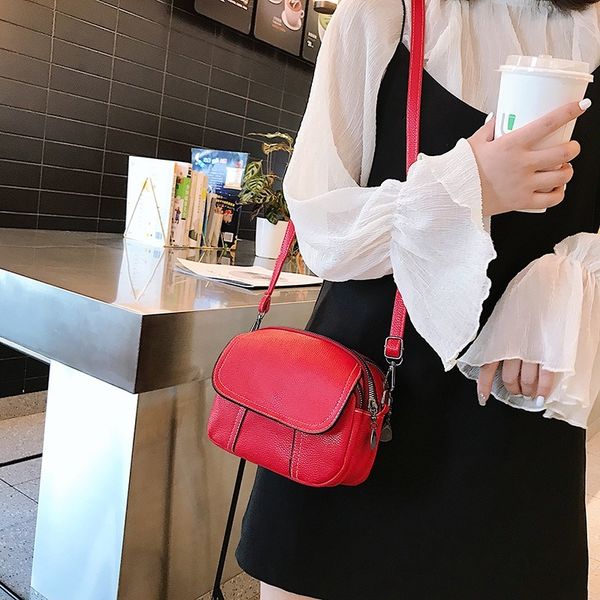 

2020 summer female bag new fashion simple multi-layer small round bag korean version of the messenger shoulder