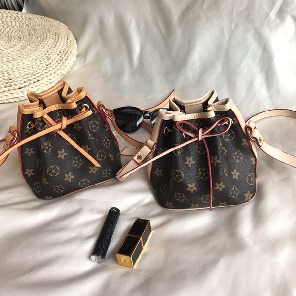 

Дети Марка Сумка 2 Цвета Письмо Дизайнер Сумка Ведро Мешок Мини Кошелек Сумка На Р