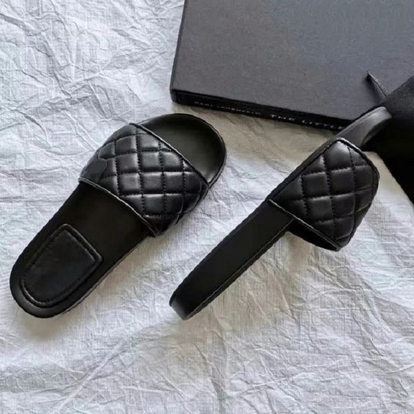 

classics woman 2020 summer leather vintage sandals slippers luxury women shoes designer shoes dress shoe shoe10 ch09, Black