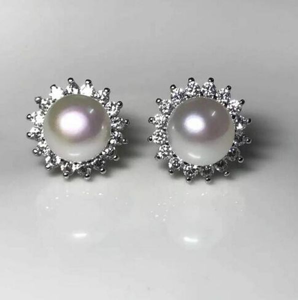 

new pair of 9-10mm south cass art pearl stud earring silver, White