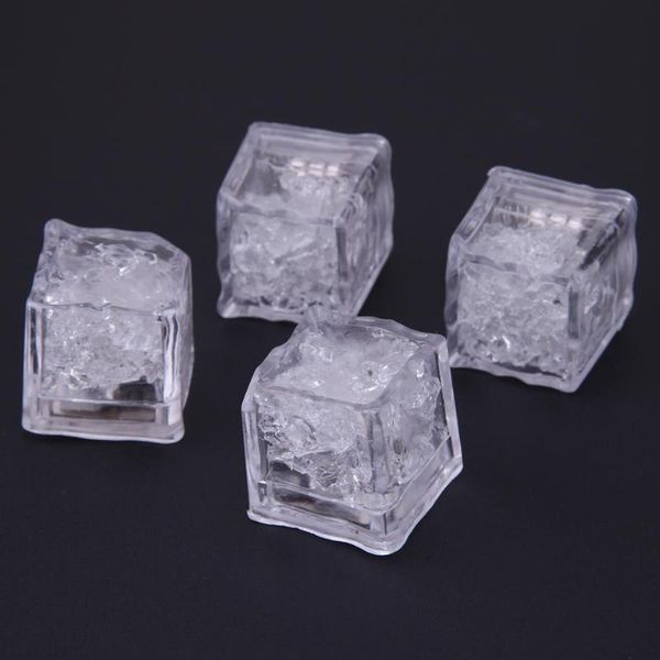 

led ice cube светового датчик воды игристых aoto цвет мини romantic искусственного ice cube led вспышка свет свадебная рождественские украше
