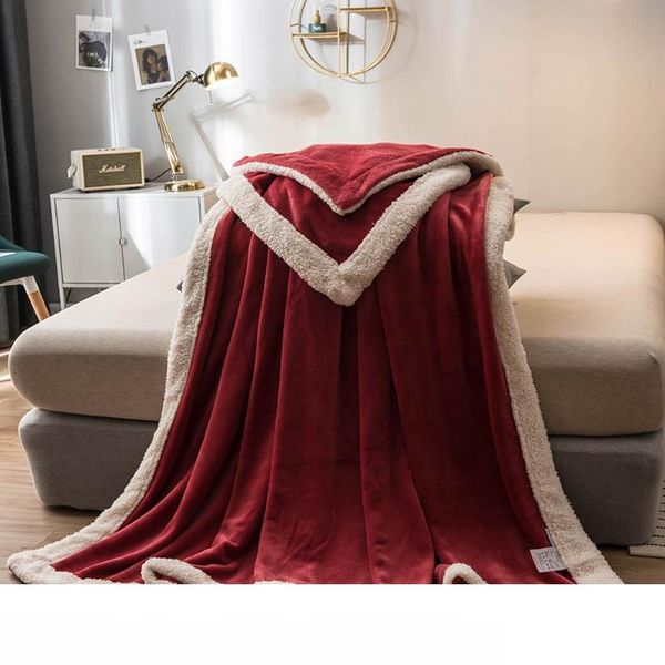 

светанья толстая бросает одеяло постельные принадлежности утешитель