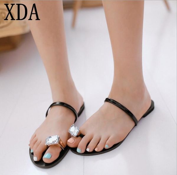 

xda 2019 new fashion summer sandals crystal rhinestone women flats sandals fashion flip flops set of toe casual slipper, Black