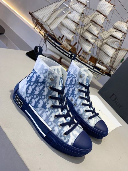 

2020 men's and women's fashion casual sneakers, fashion couple canvas shoesad