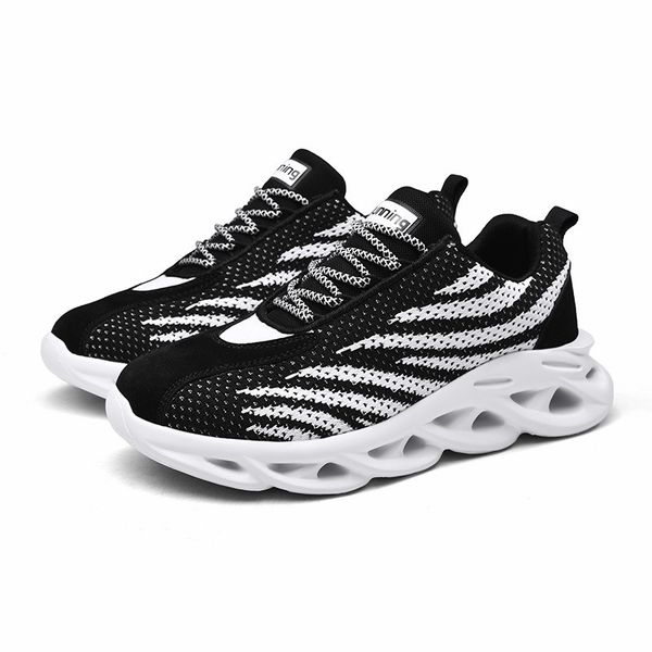

trainers men lace up comfortable mens casual shoes walking fashion explosion gym sneakers summer, Black