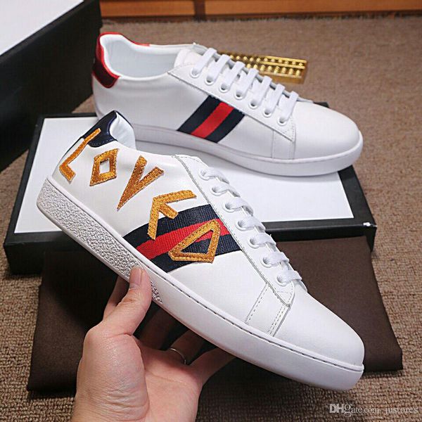 

2018 With Box TOP Fashion Brand White LOVED Ace Embroidered Low-Top Sneaker Luxury Shoe Italian Casual Shoe For Men Women Designer Shoe