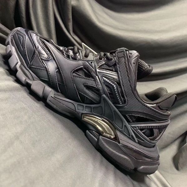 

triple s brand shoes, casual shoes, sports shoes, ms. 2.0 luxury men's shoes sneakers couple track.2 trainers, Black