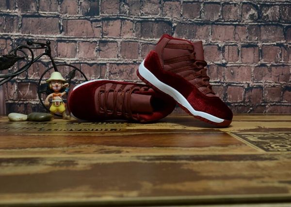 

2018 new kids 11s burgendy space jam bred concord gym red outdoor shoes children boy girls toddlers birthday gift