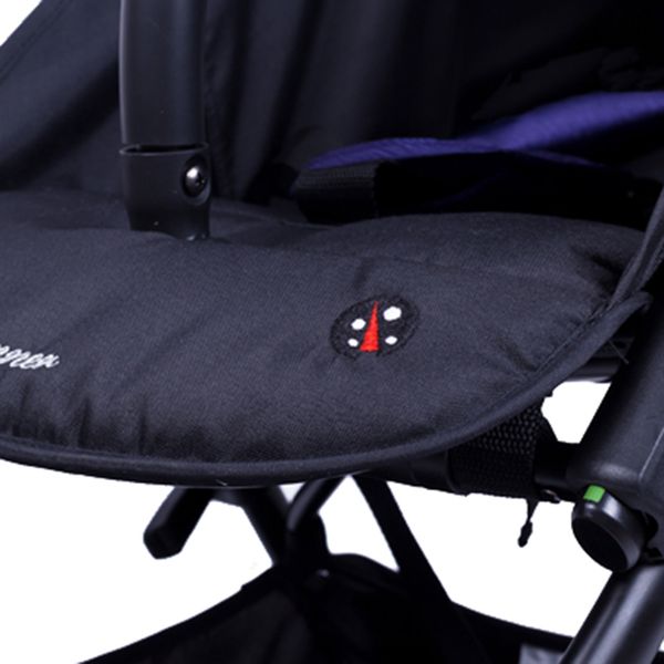 

adjustable four wheels safe convenient baby stroller aluminium alloy kids outside stroller with lever function