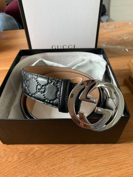 2019 new de ign fa hion leather belt men and women luxury bu ine belt with the box, Black;brown
2019 new de ign fa hion leather belt men and women luxury bu ine belt with the box, Black;brown