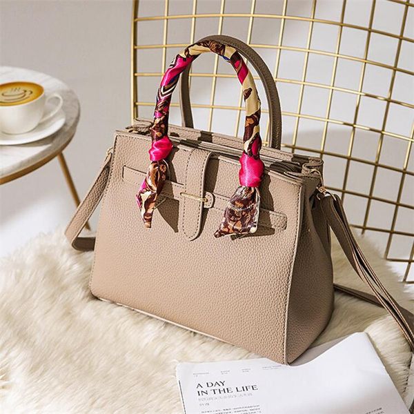 

factory wholesale women handbag new scarves portable shoulder bag elegant atmosphere leather messenger bag large capacity fashion handbag
