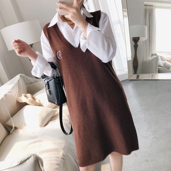 

aw2019 long slim v-neck with sleeveless vest embroidery knitted vest women's sweater long women knitted, Black;white