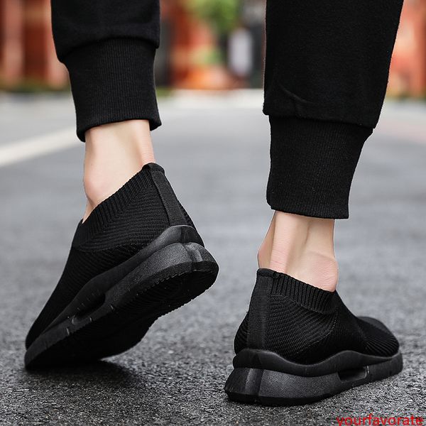 

2019 classic causal shoes all white black comfortable designer shoes black white fly outdoor jogging walking sneakers sports shoes