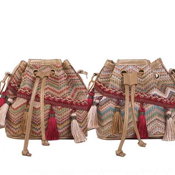 

small female 2019 western-style girl all-match small bucket crossbody bucket bag summer fairy tassel beach bag