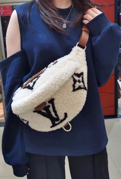 

20ss wholesale brand chest bag luxury leisure shoulder bags fanny pack for women outdoor waist bag pack b104621y