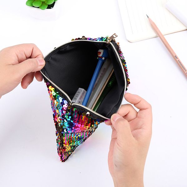 

easy to carry travel toiletry bag make up bag sequin glitter cosmetic makeup accessory cosmetic cosmetics tools kit women