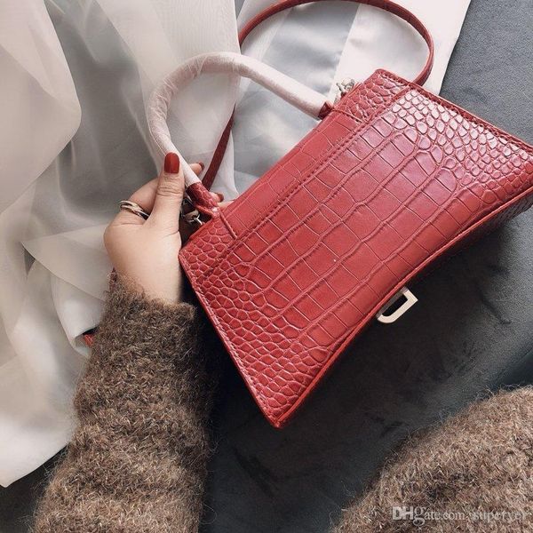 

дизайнерские сумки овчина икры металлической цепи золото серебро дизайнер сумочка из натуральной кожи сумка флип крышки диагонали плеча сумк