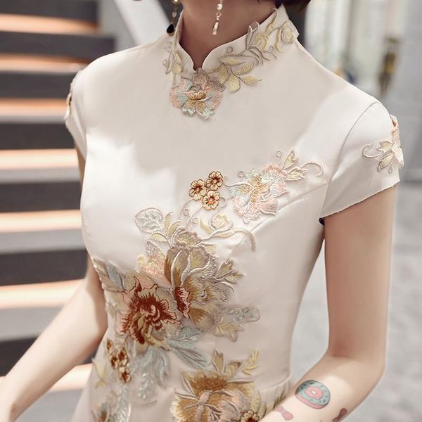 

2020 chinese dress wedding party cheongsam oriental dinner long dress chinese style women elegant qipao embroidery robe vestido, Black;gray