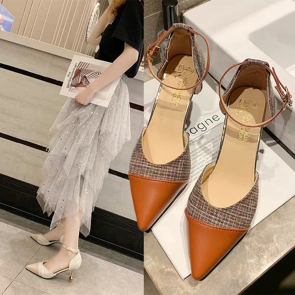 

women's spring 2019 new small fresh high heels fine heels and pointed girls single shoes in a single buckle with the baotou sandals, Black