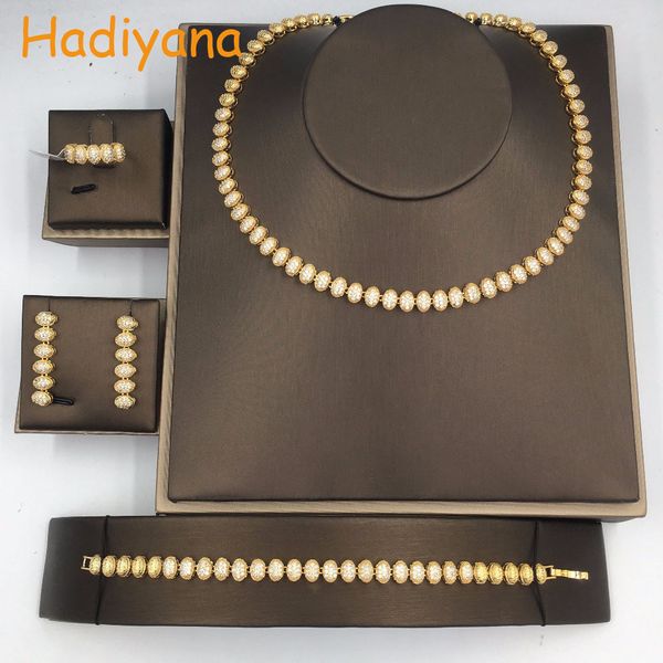 

hadiyana роскошные циркон свадебные ювелирные наборы для невест последние женщины медь серьги комплект ювелирных изделий с заводской ценой c, Silver