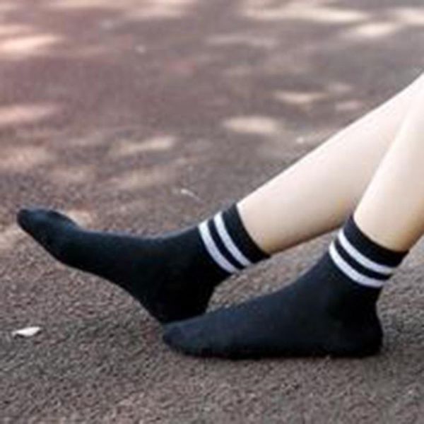 

100% cotton women socks streetwear harajuku solid color 1 pair sock harajuku striped men over ankle winter socks, Black;white