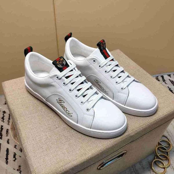 

2020 new men's shoes men walking sneakers spring and fall lace-up casual shoes, Black;red